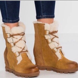 Sorel Joan Wedge II Shearling-Lined Boots Leather Platforms 8.5